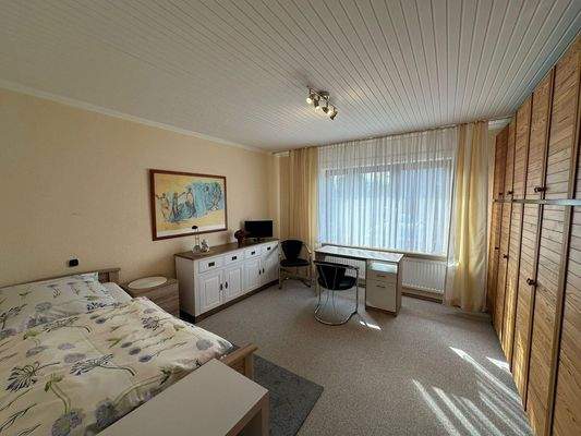 Haupthaus EG Schlafzimmer