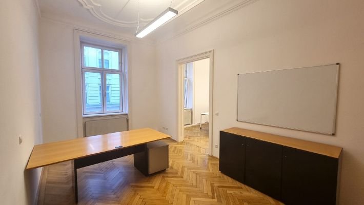 Büro 2