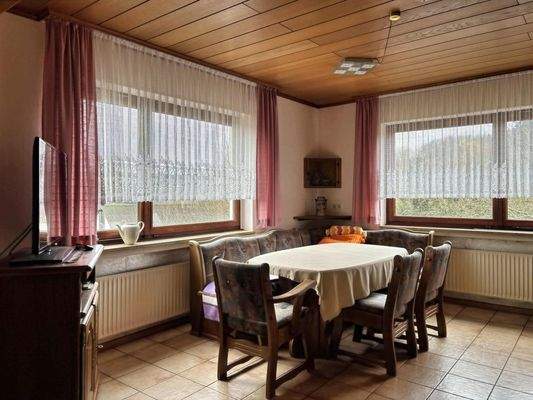 Esszimmer (Gartenseite)