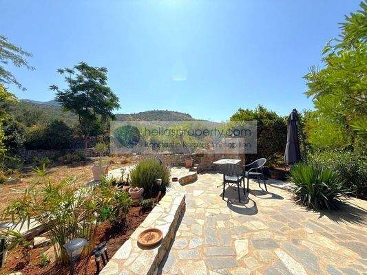 8aad3084aab14f2288fe6bdb5eaa79a9-original