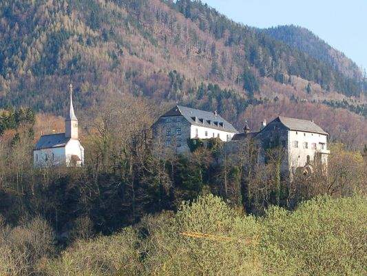 Die Burg Marquartstein.jpg