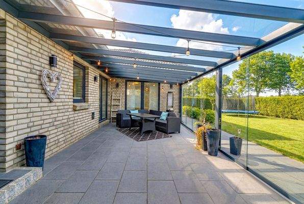 Glasveranda, Ansicht I