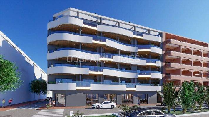 Apartments in Complex with Rooftop Pool in Torrevieja