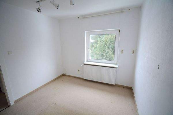 Schlafzimmer klein OG