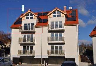 Gebäude kurz vor der Fertigstellung.JPG