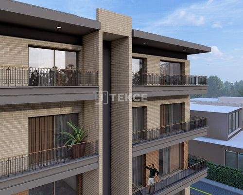 Apartments in a New Building with Elevator in Kuşadası Center