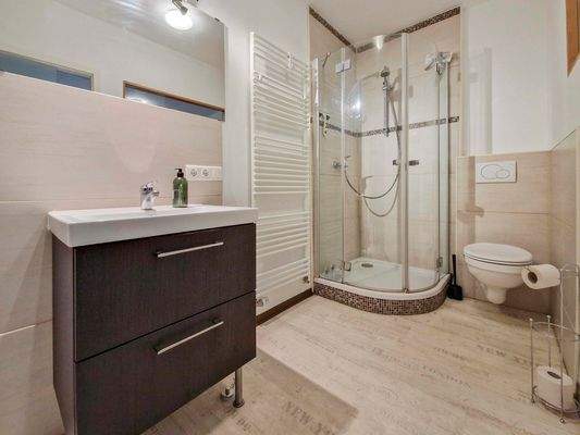 Wohnung 4 - Badezimmer