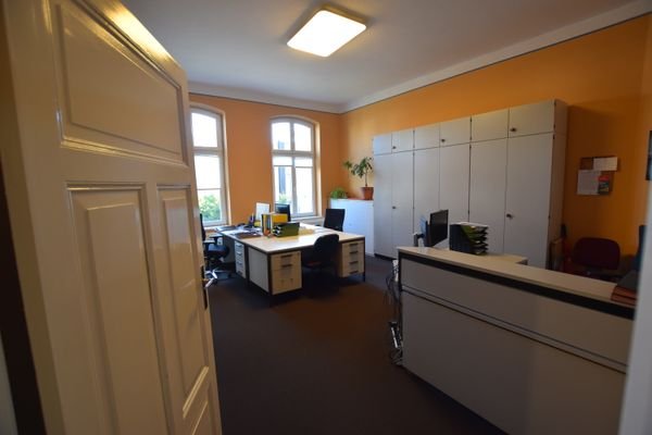 Büro 1