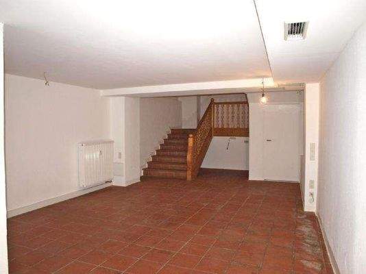 Großer Raum im Erdgeschoss mit Ambiente