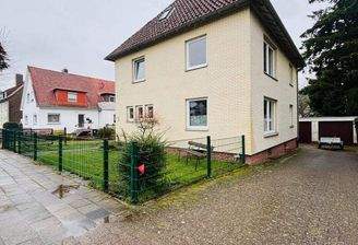 Blick auf das Dreifamilienhaus 