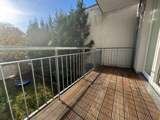 Balkon mit Blick Innenhof