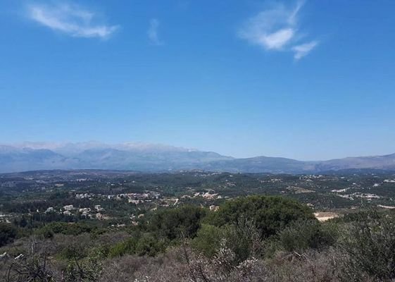 Kreta, Plaka Chania: Hügelgrundstück mit Panormablick zu verkaufen