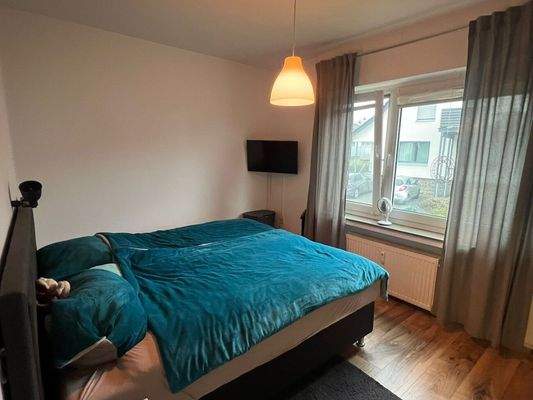 Großes Schlafzimmer