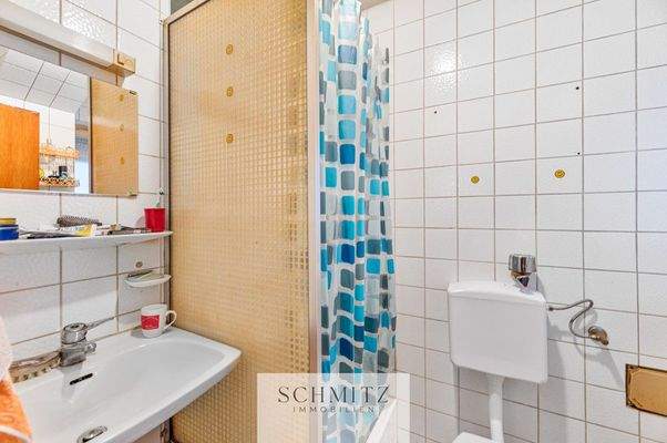 Badezimmer Wohnung 4 (OG)