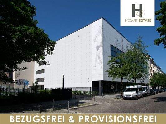 Umgebung - Sporthalle gegenüber