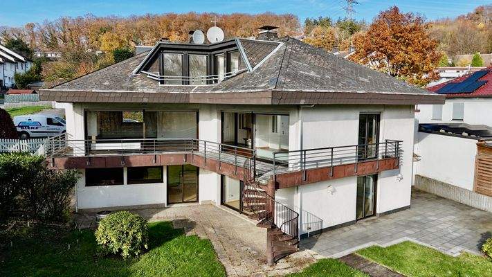 Gebäuderückseite