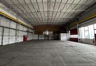 Hallenfläche ca. 400m²