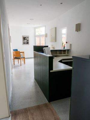 EG - Praxis - ehemaliger Empangsbereich 8329