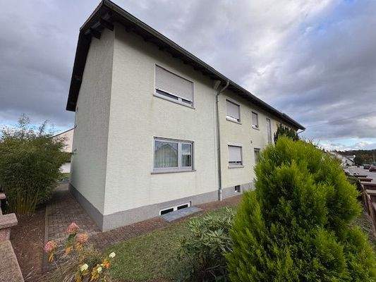 Vorderseite der Liegenschaft