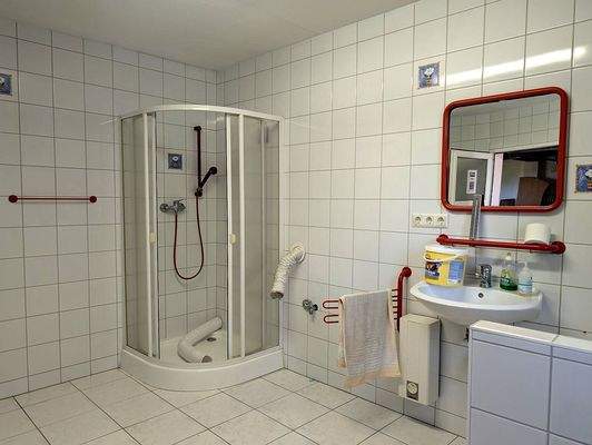 Badezimmer an der Garage