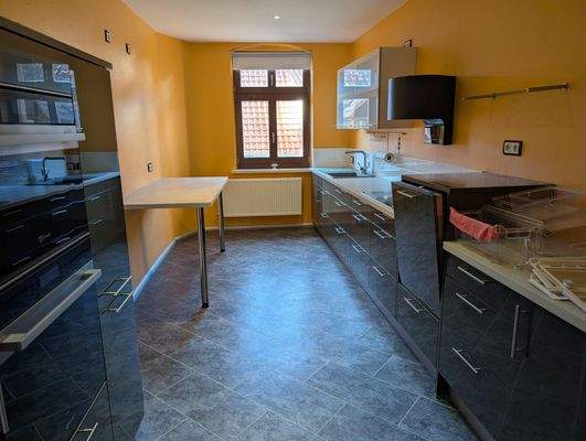 Küche inklusive EBK OG 2