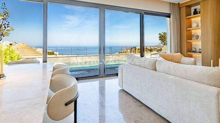 Sea View Houses with Private Pool and Garden in Bodrum