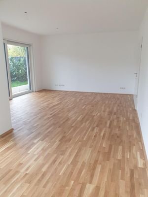 Teilansicht Wohn-Küchen-Essbereich (2)