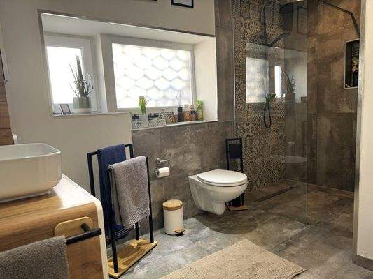 Vorderhaus Badezimmer