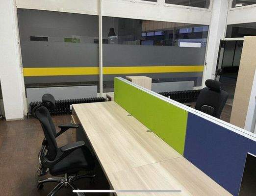 Freie Arbeitsplätze