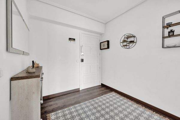 Entrance to apartment in Portals Vells