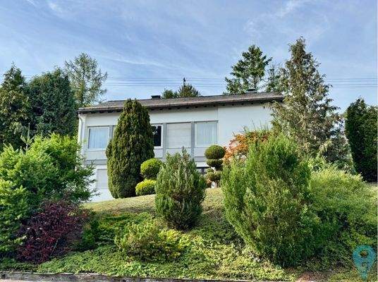 Aussenansicht2 - Straßenseite