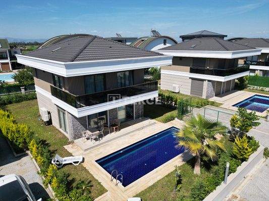 Detached Villa for Sale with Pool in Belek, Antalya