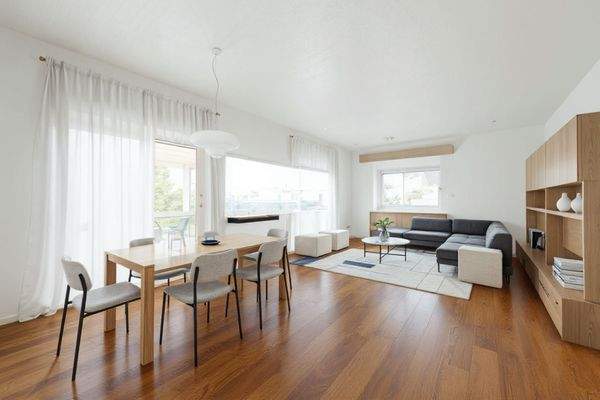 KI generiertes Beispielbild Wohnzimmer