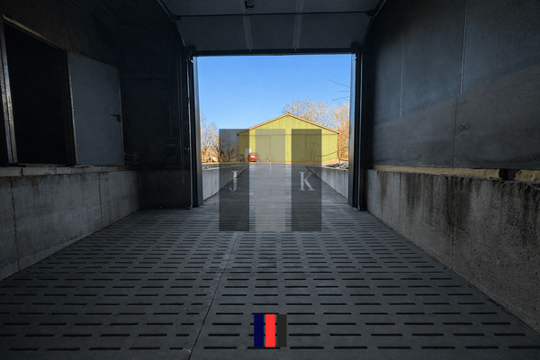 Halle Innenansicht 5