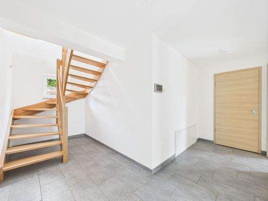 Internes Treppenhaus und separater Zugang