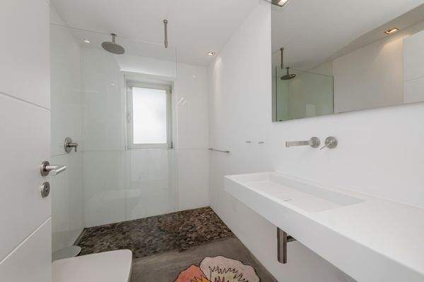 3f22a689-9e64-4e0d-8a3f-286802f5d9f9