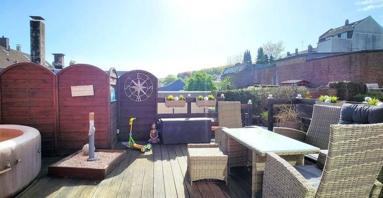 TERRASSE MAISONETTE-WOHNUNG 1.OG