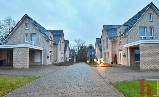 Moderne Doppelhaushälften