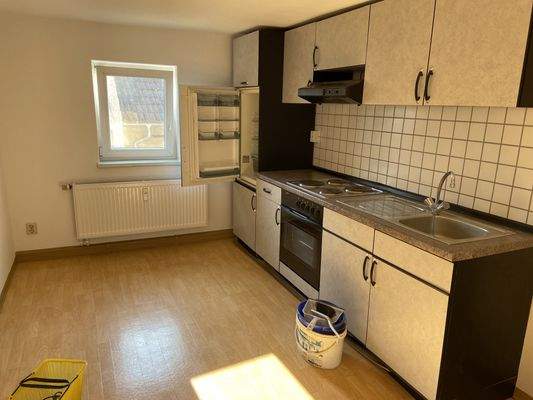 Leerwohnung Küche.jpeg