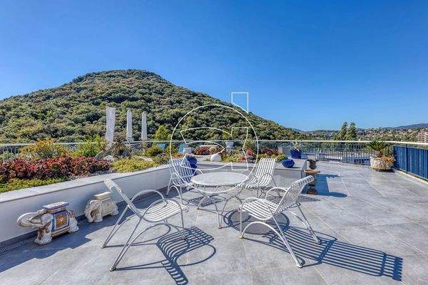  Mandelieu-la-Napoule