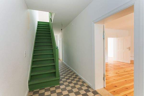 entrance area, front building