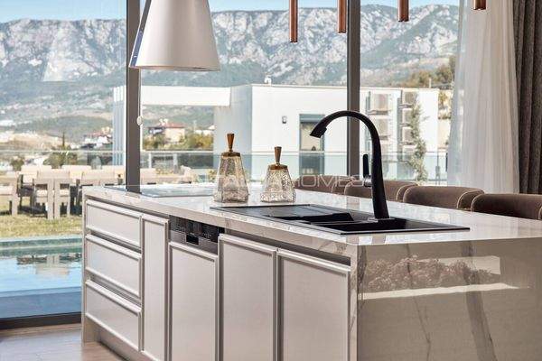 Houses with Private Pools Close to the Sea in Alanya Kargıcak