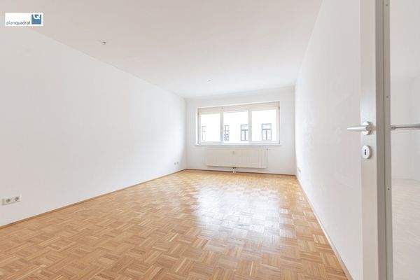 Wohn- / Esszimmer (ca. 19,20 qm)