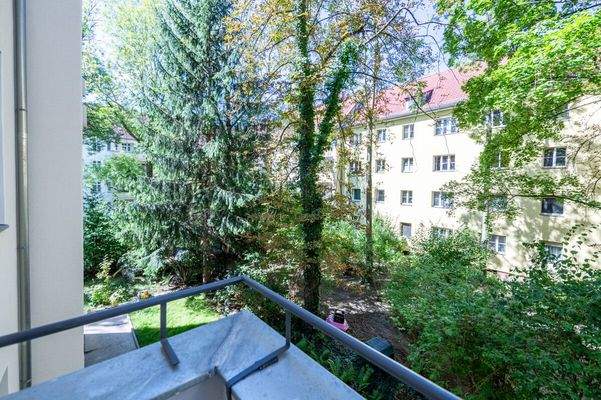 Best_Place_Markelstrasse_38_38A_WE18_Balkon-10