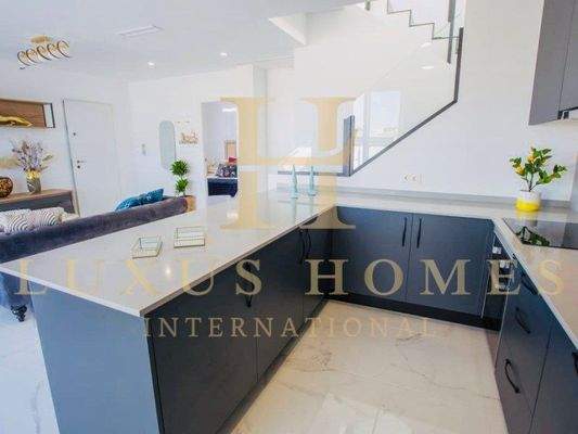 97C1C49D-1673-467F-868A-FE0321C0B927