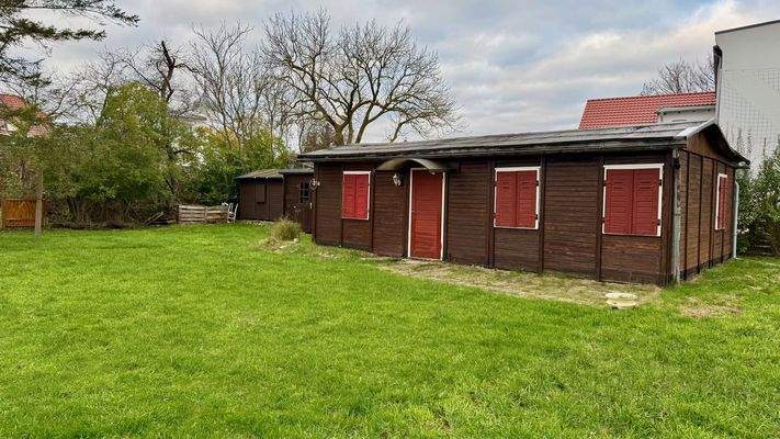 Bebauung auf dem Grundstück