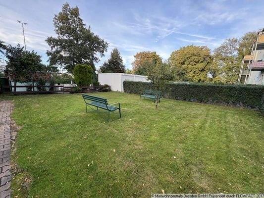 Garten - Schöne 3-Raum Wohnung mit Bdewanne in Löäbtau !!!
