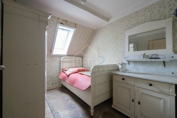 Schlafzimmer DG
