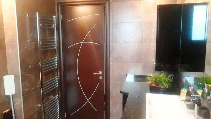 Kreta, Kalyves: Einstöckige Villa mit freiem Bergblick zu verkaufen