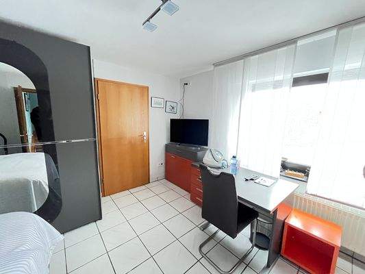 WG 2 Schlafzimmer EG .JPG